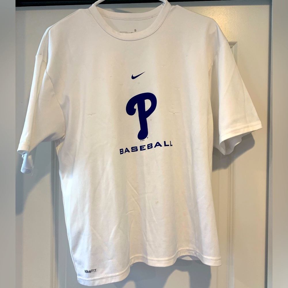 Nike Men’s Phillies Dri-fit shirt